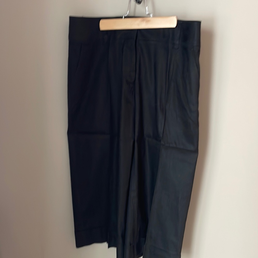 WHBM capri pants